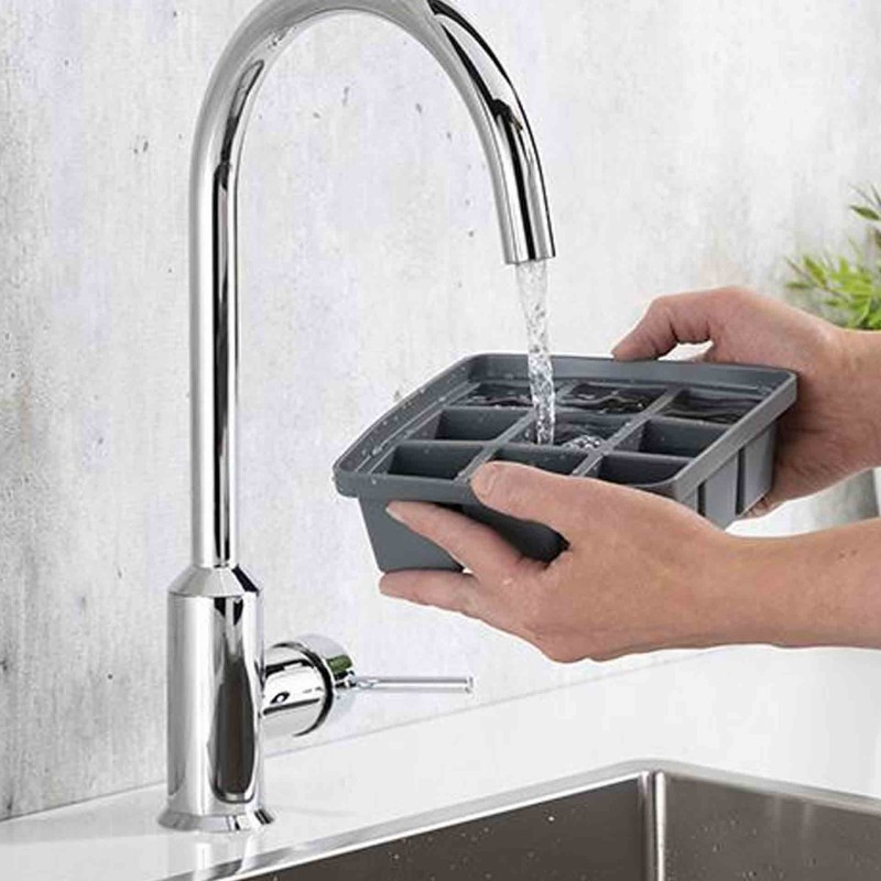 Ice Cube Maker With Lid 2 Pcs